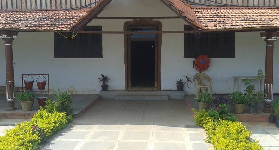 D Lake View Resort, Hyderabad 1